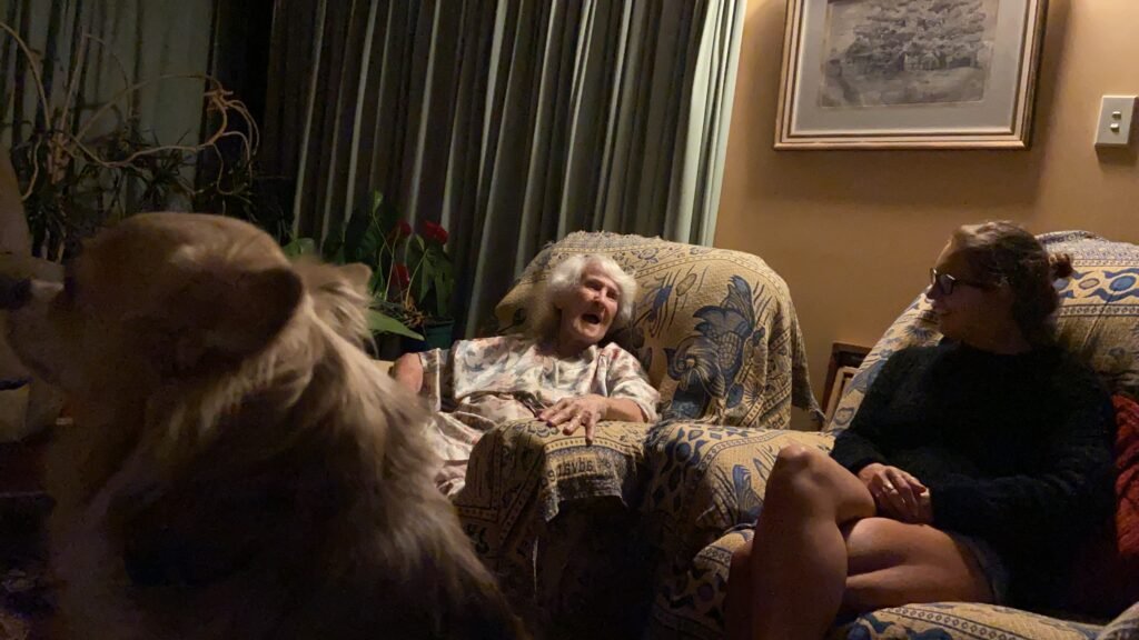 Bar con abuela